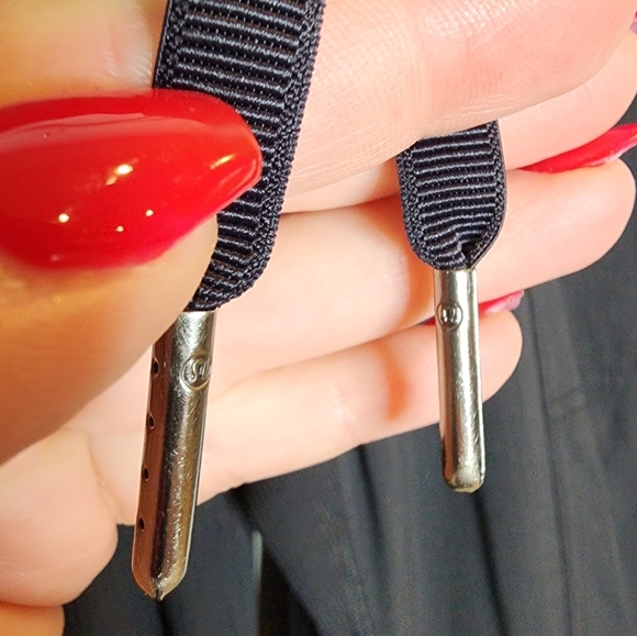 Lululemon Dance Studio Crop Black Pants 25" Women's Size 4 - Picture 6 of 16